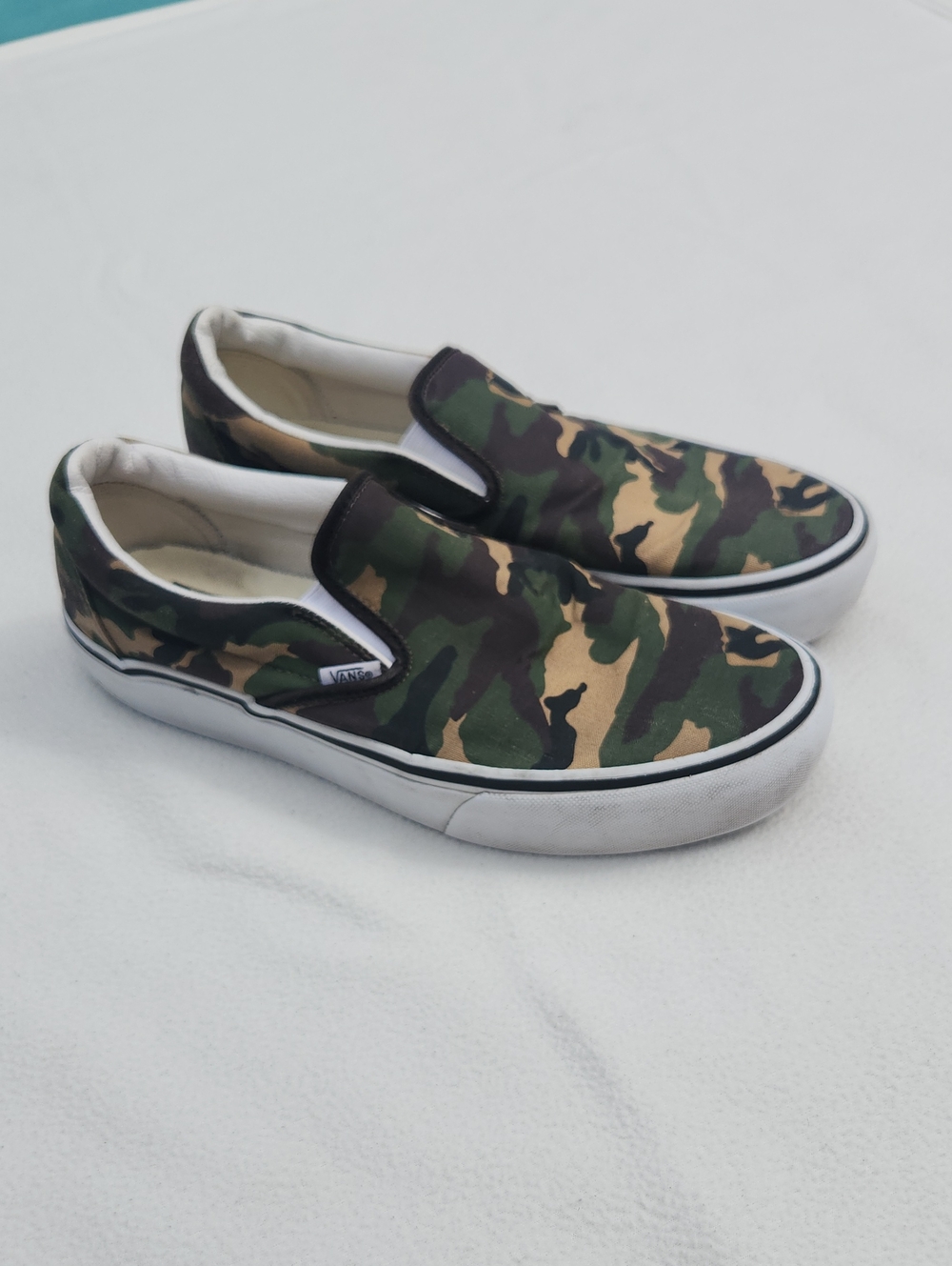 Vans Classic Slip-On Woodland Camo Low Top Sneakers Sz 10